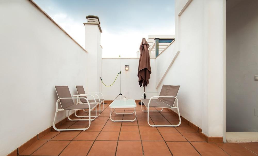 Holidays2Malaga Juan De Mena Apartments エクステリア 写真
